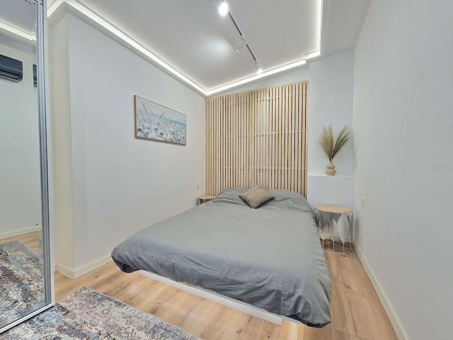 Luxury Apartment. 75 Inches Tv Varna Exterior photo